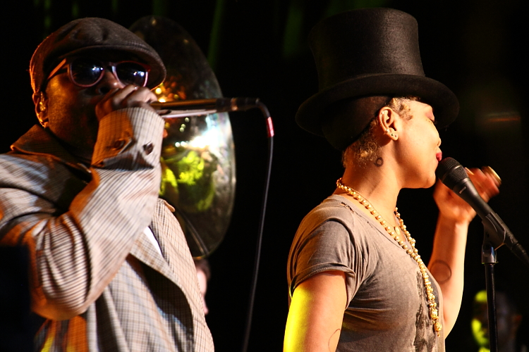 Erykah Badu and Black Thought