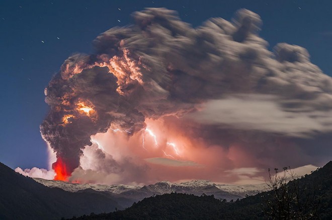 Chilean Volcanic Eruption by Francisco Negroni
