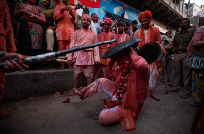 India Holi Festival by Photographer Rajesh Kumar Singh AP