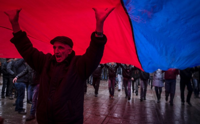 Photographer Sergey Ponomarev covers Crimea