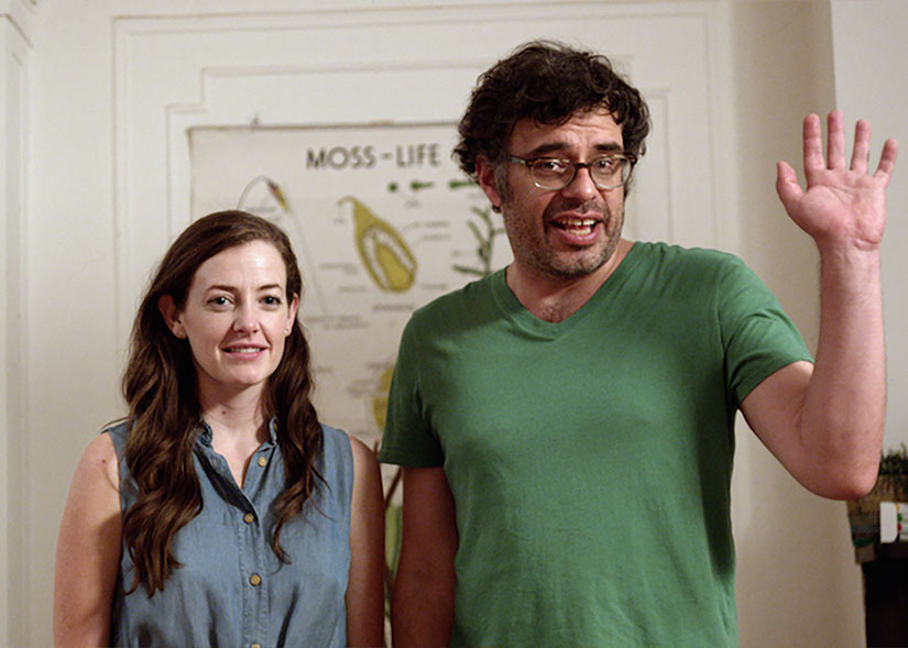 Stephanie Allynne and Jemaine Clement in People, Places, Things
